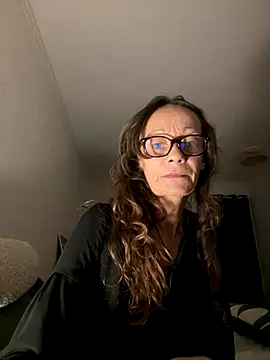 Chris06d22xh online show from 09/25/25, 06:22