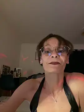 Chris06d22xh online show from 05/26/26, 07:43