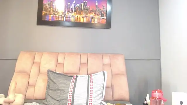 CharlotteCottin online show from 10/08/25, 11:30