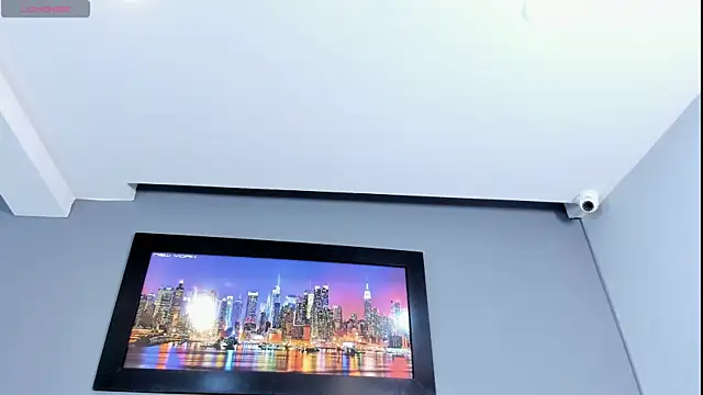 Snapshot of CharlotteCottin chatting on 05/27/26, 02:47 CharlotteCottin online show from 05/27/26, 02:47