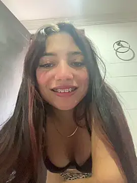 LisaGoddes online show from 11/15/25, 03:52