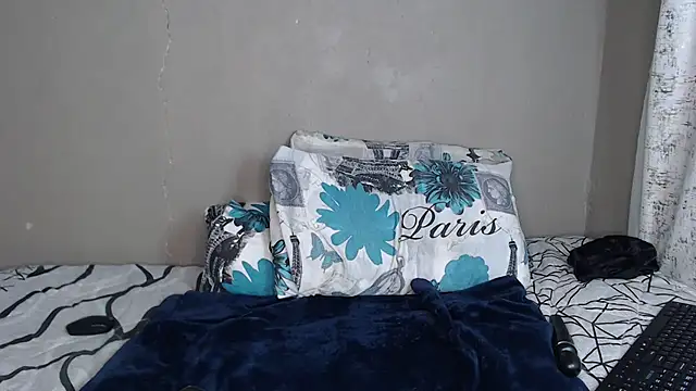 Lunalee online show from 02/01/26, 09:08