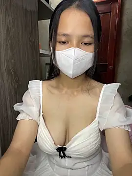 Hana-44 online show from 10/14/25, 02:01