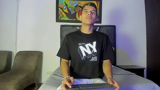 wyatt 3 online show from 11/07/25, 12:27