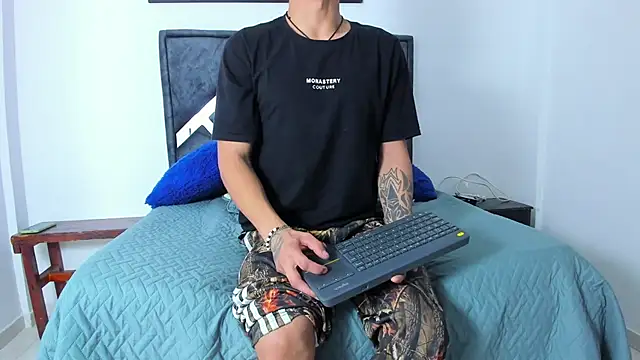 wyatt 3 online show from 01/06/26, 12:42