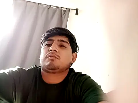 Snapshot of ElBufalo4l chatting on 03/01/26, 03:03 ElBufalo4l online show from 03/01/26, 03:03