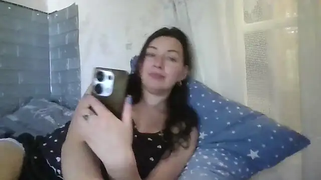 DanaNeon online show from 05/21/26, 10:22