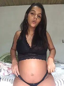 PatyPatriciaa online show from 04/12/26, 02:44