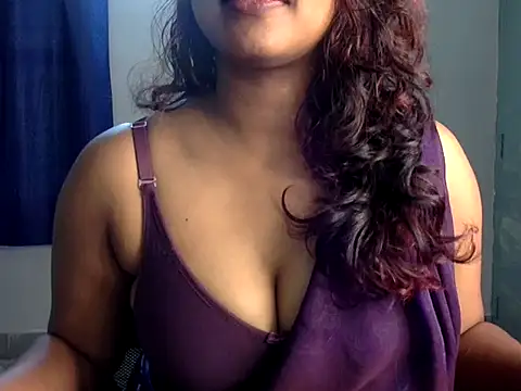 Hot-Honey20 online show from 10/20/25, 07:42