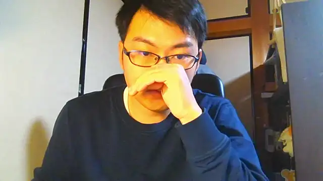 Snapshot of hiromu53 chatting on 03/20/26, 09:25 hiromu53 online show from 03/20/26, 09:25