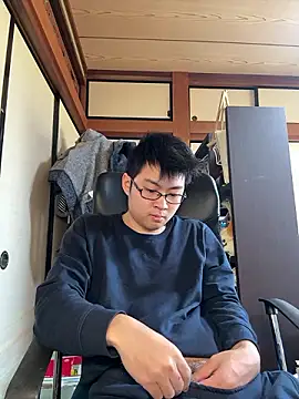 Snapshot of hiromu53 chatting on 04/03/26, 02:31 hiromu53 online show from 04/03/26, 02:31