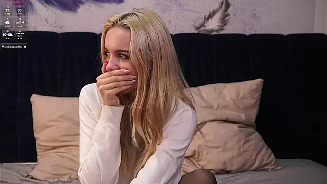 Snapshot of JaymieVigen chatting on 09/17/25, 03:52 JaymieVigen online show from 09/17/25, 03:52