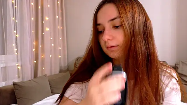 Lelia Vibe online show from 11/24/25, 02:17