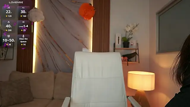 MilaCrave online show from 10/24/25, 12:01