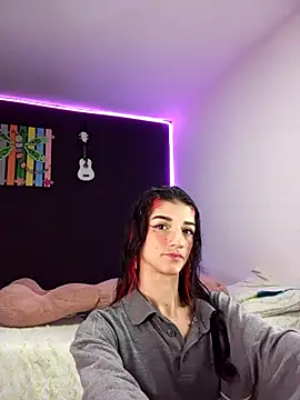 ingrid zese  online show from 11/20/25, 07:35