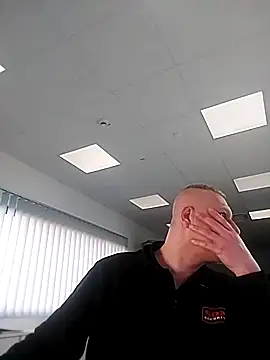 Hisnimin online show from 02/28/26, 06:25