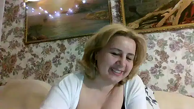 Snapshot of LustyyX chatting on 04/29/26, 06:03 LustyyX online show from 04/29/26, 06:03