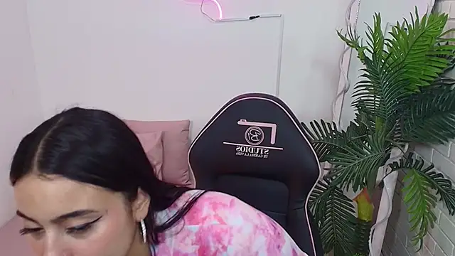 Darling tay online show from 10/01/25, 03:01