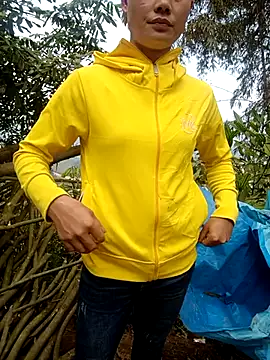 Ruaiuoi online show from 02/15/26, 07:51