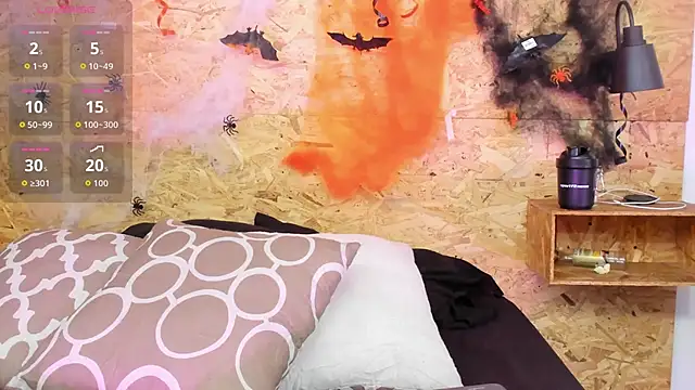 santiblack7 online show from 10/30/25, 07:25