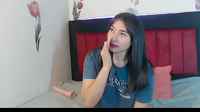 angelyxs online show from 11/26/25, 08:43