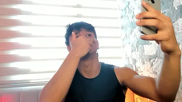 ZYZZ1312 online show from 03/06/26, 07:21