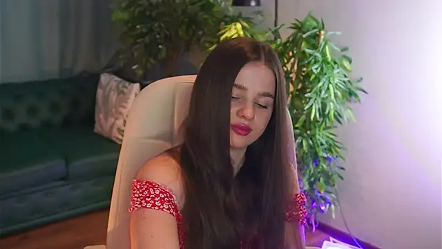 Olivia Farrell online show from 04/29/26, 05:30