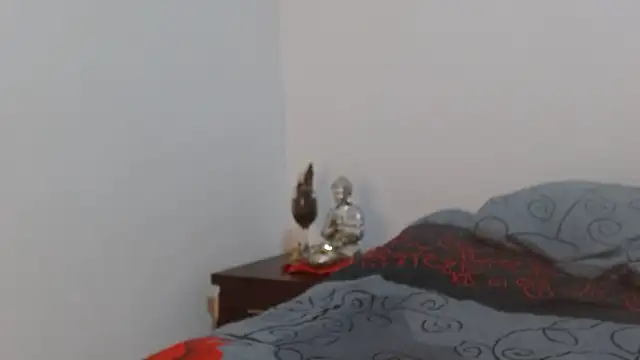 naiaratobon   online show from 02/14/26, 06:43