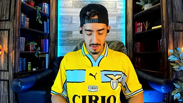 Donovan Desmond online show from 01/11/26, 03:44