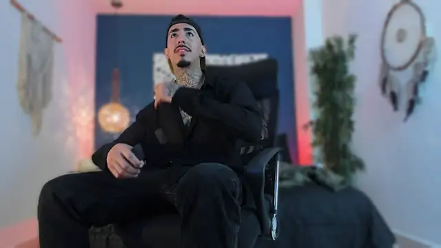 Donovan Desmond online show from 02/08/26, 02:59