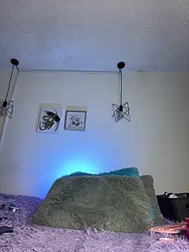 AlessiaSmith11 online show from 04/02/26, 03:37