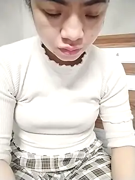 Mie rose online show from 12/19/25, 11:39