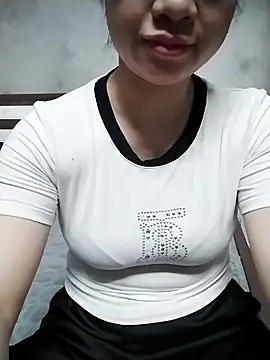 Snapshot of Mie_rose chatting on 02/16/26, 07:15 Mie rose online show from 02/16/26, 07:15