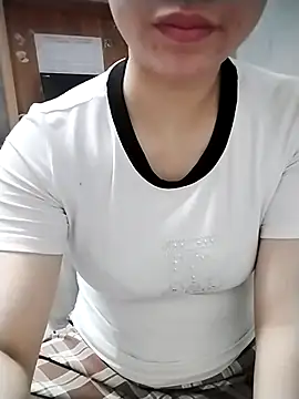 Snapshot of Mie_rose chatting on 02/23/26, 01:47 Mie rose online show from 02/23/26, 01:47