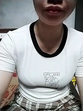 Snapshot of Mie_rose chatting on 02/28/26, 02:01 Mie rose online show from 02/28/26, 02:01