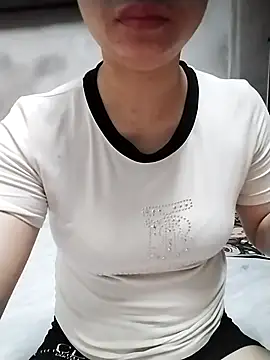 Mie rose online show from 04/04/26, 11:13