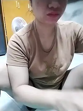 Mie rose online show from 04/18/26, 01:31