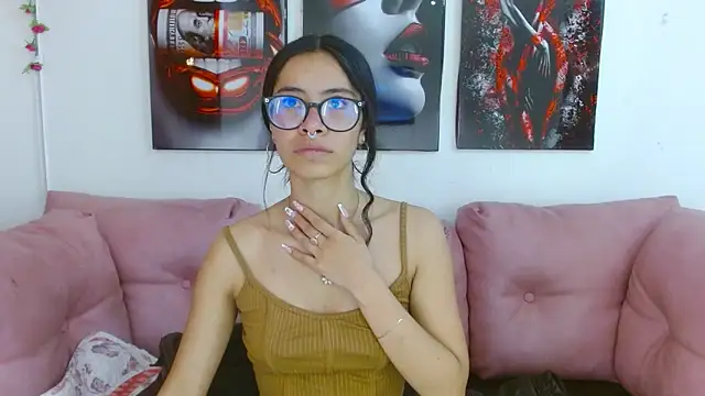 Miahotcs1 online show from 04/18/26, 03:49