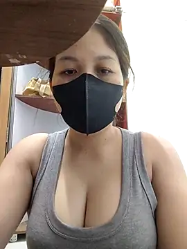 Snapshot of Ladymlem chatting on 09/23/25, 03:26 Ladymlem online show from 09/23/25, 03:26