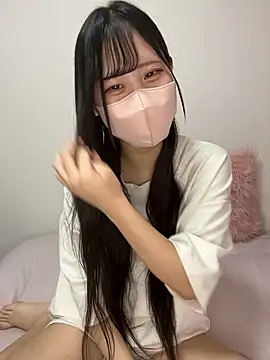 Snapshot of noa_uxu chatting on 09/10/25, 01:05 noa uxu online show from 09/10/25, 01:05