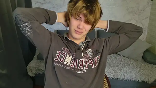 Bonnie And C1yde online show from 04/15/26, 05:14