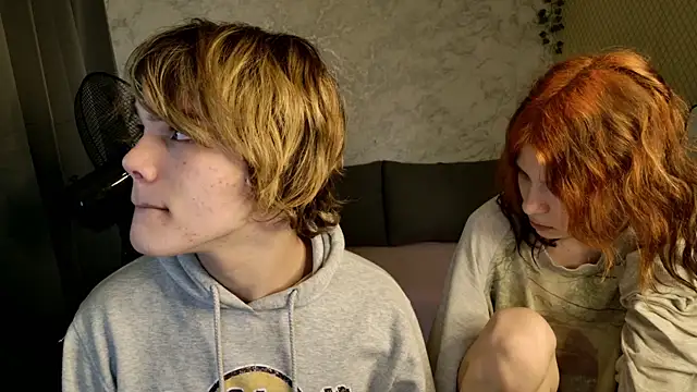 Snapshot of Bonnie_And_C1yde chatting on 06/01/26, 05:09 Bonnie And C1yde online show from 06/01/26, 05:09