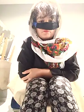 ezgi2545 online show from 10/15/25, 07:25