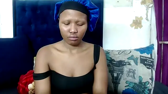 BUNNYCHOWX28 online show from 09/16/25, 06:20