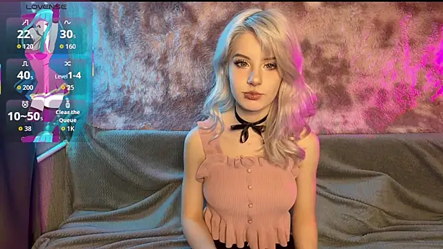 snowy lisa online show from 03/14/26, 02:44