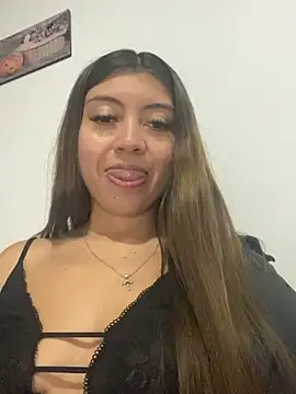 Sara-cooper2 online show from 01/14/26, 12:05