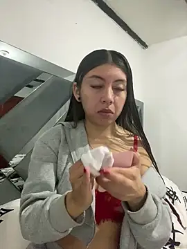 Sara-cooper2 online show from 04/18/26, 01:15