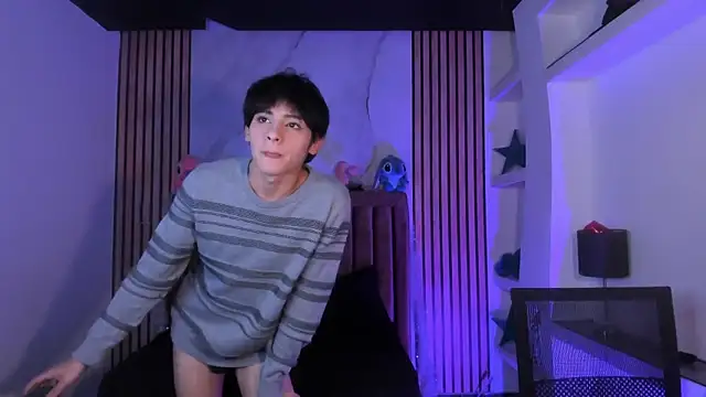 MathiasGreen  online show from 01/14/26, 03:01