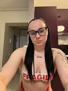 Baby Eva23 online show from 03/29/26, 05:57