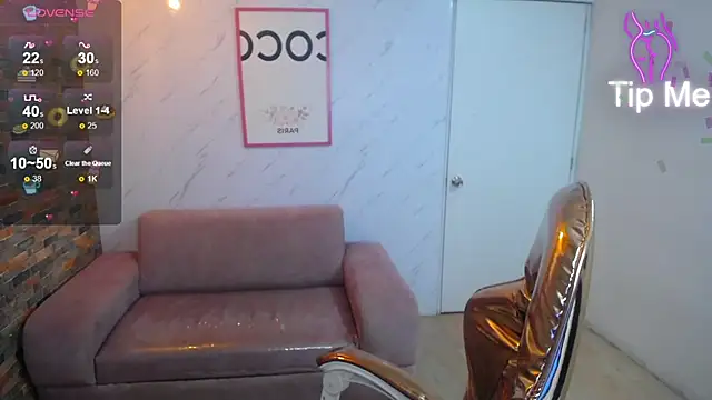 Eilyn love b online show from 09/17/25, 12:51